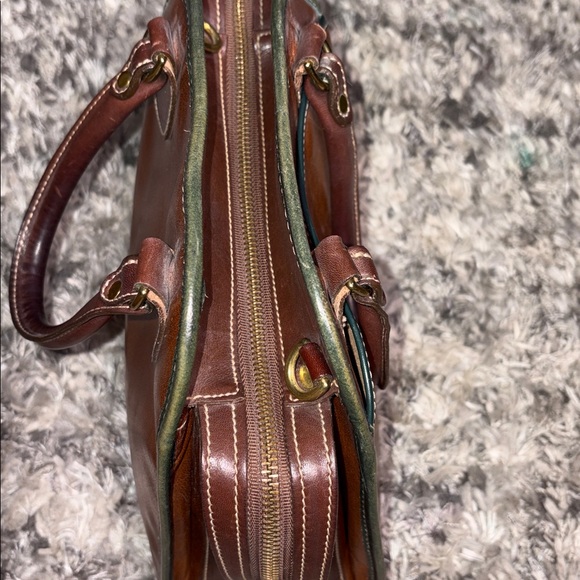 Brahmin Vintage Elegant Brown Leather Handbag - Picture 5 of 11